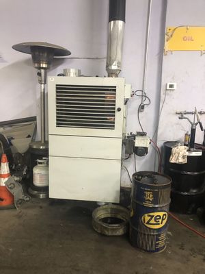 Popular di Inggris 120Kw Pemanas Minyak Limbah Portable Dengan Tangki Minyak 100L